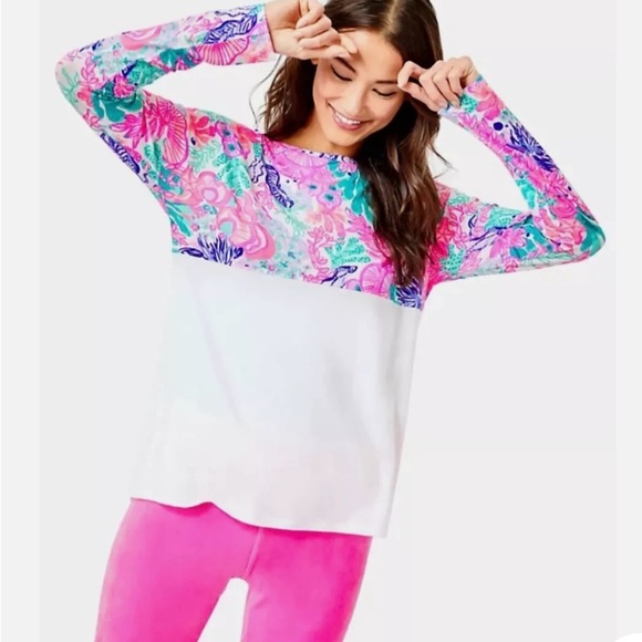 Lilly Pulitzer Finn Top size small perfect condition.  New without tags - Picture 5 of 7